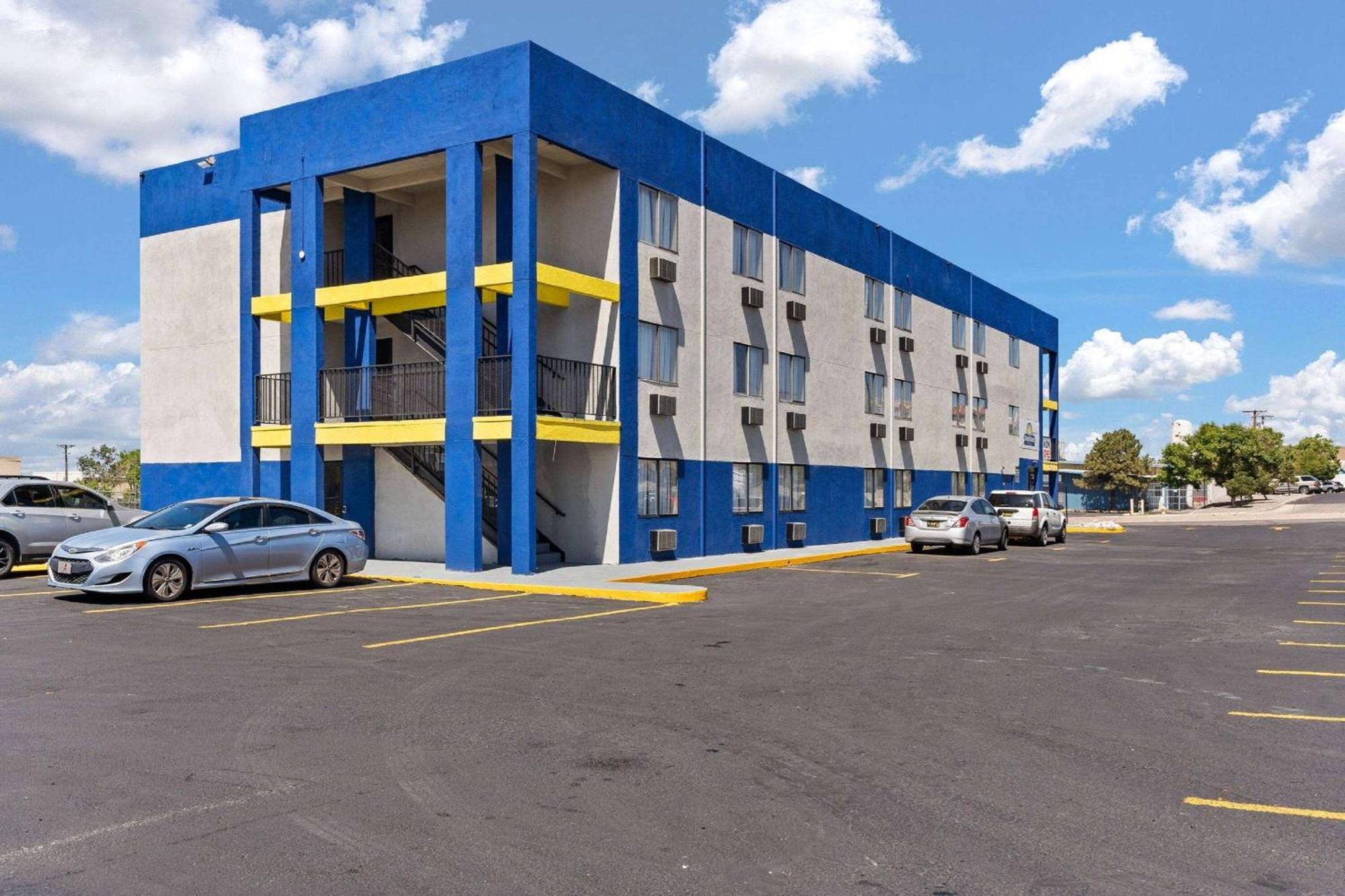 Days-Inn By Wyndham Albuquerque I-25 エクステリア 写真